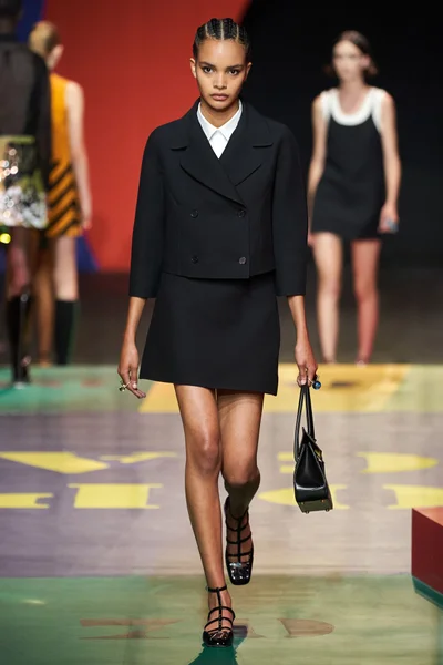 Look 1